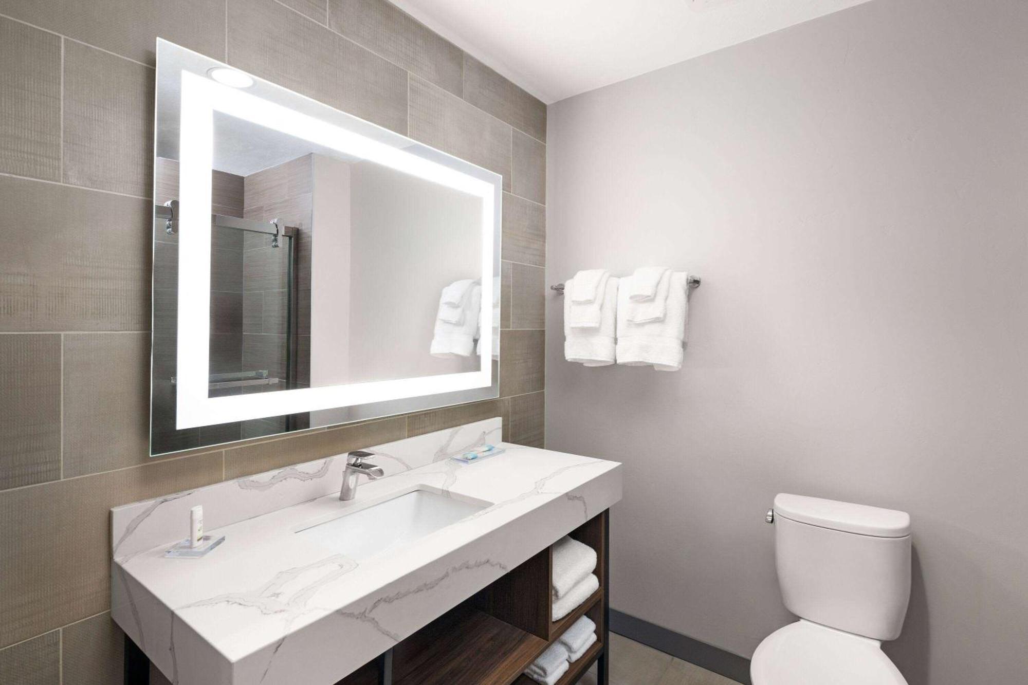 Hawthorn Extended Stay By Wyndham คิงแมน ภายนอก รูปภาพ